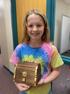 Student winner of treasure chest